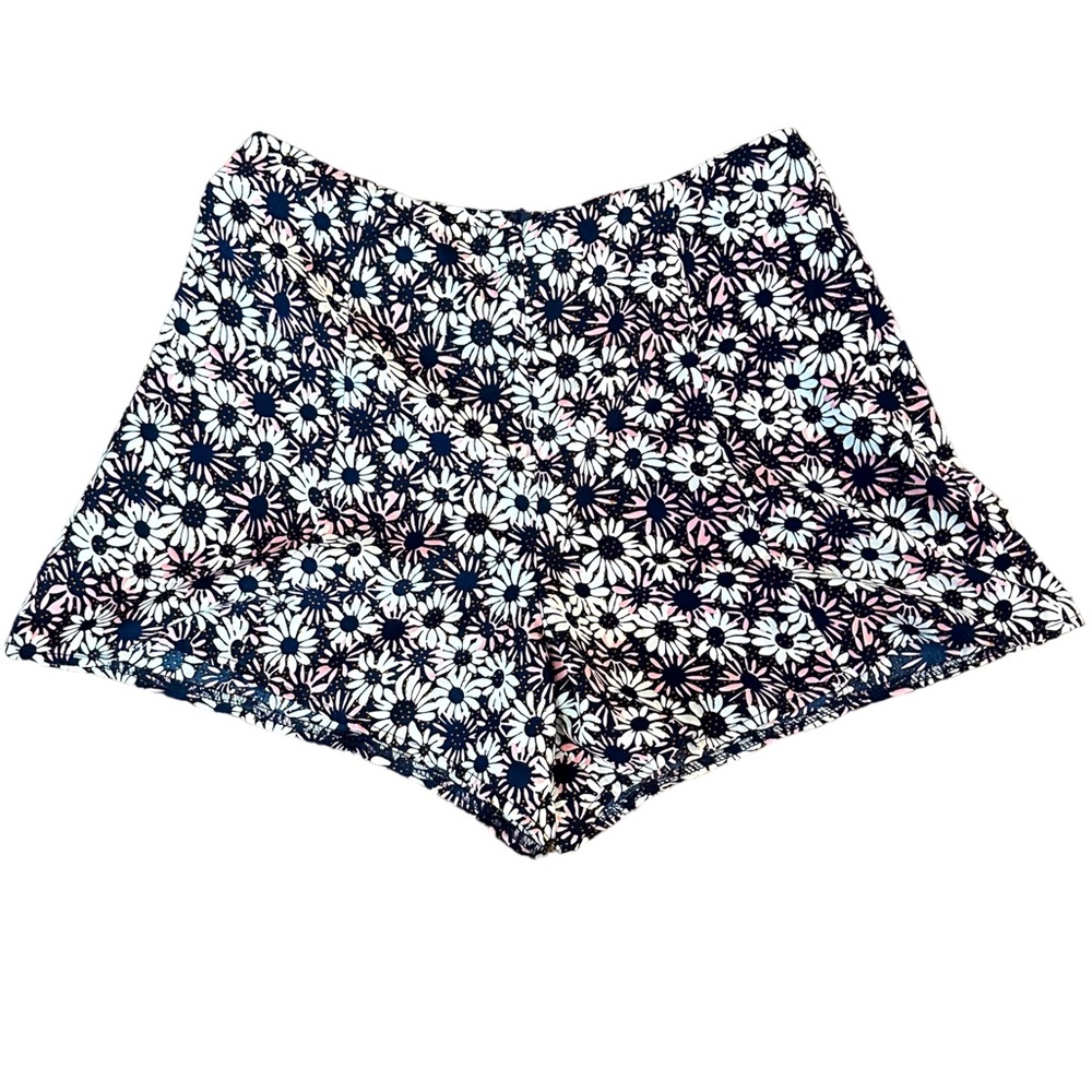 San Souci Floral Daisy Shorts M